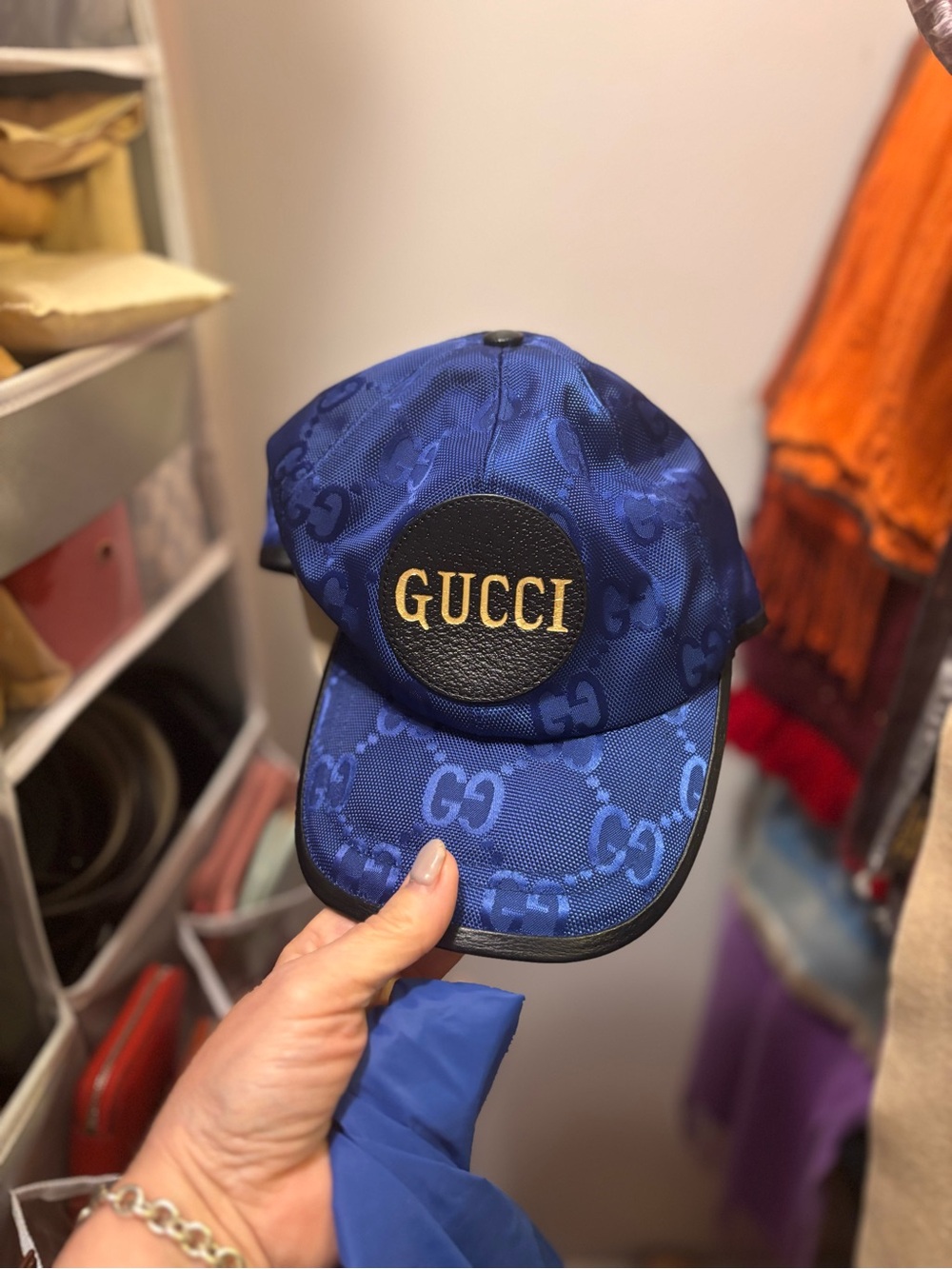 GUCCI Men's Blue Logo Baseball Cap NWT and dusty